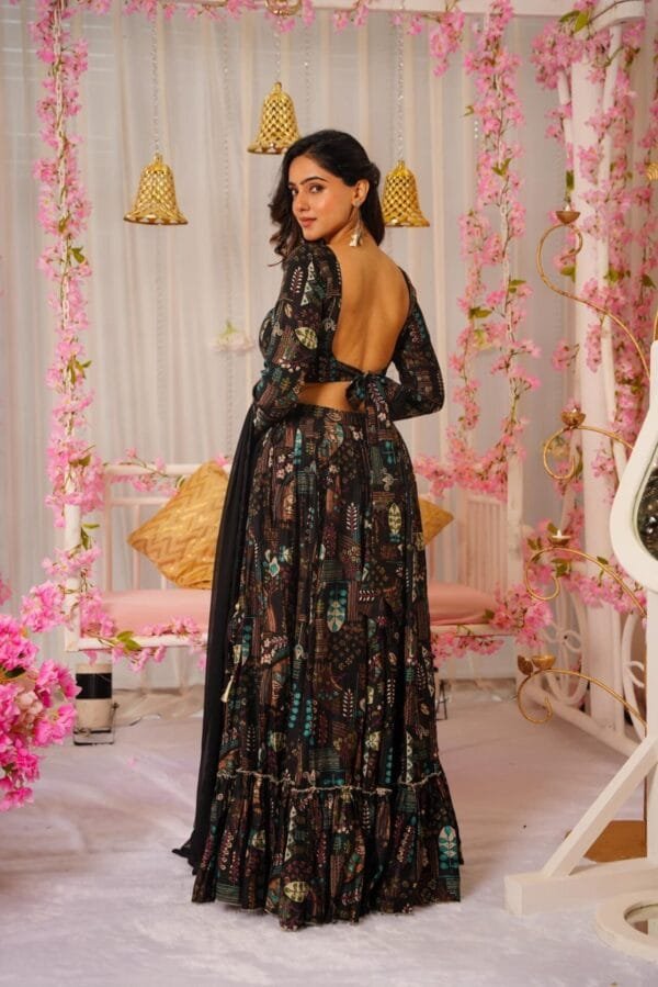 Farisha black lehenga set - Image 4