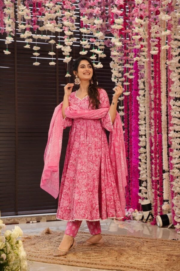 Naira pink cotton suit set - Image 2