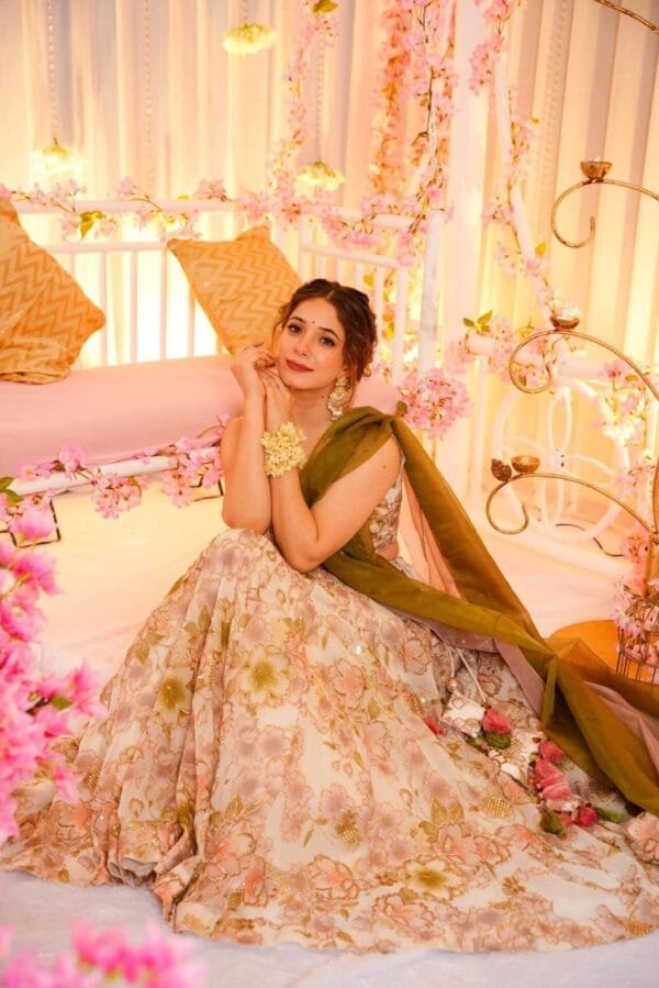 Pastel rose heavy lehenga set - Image 3