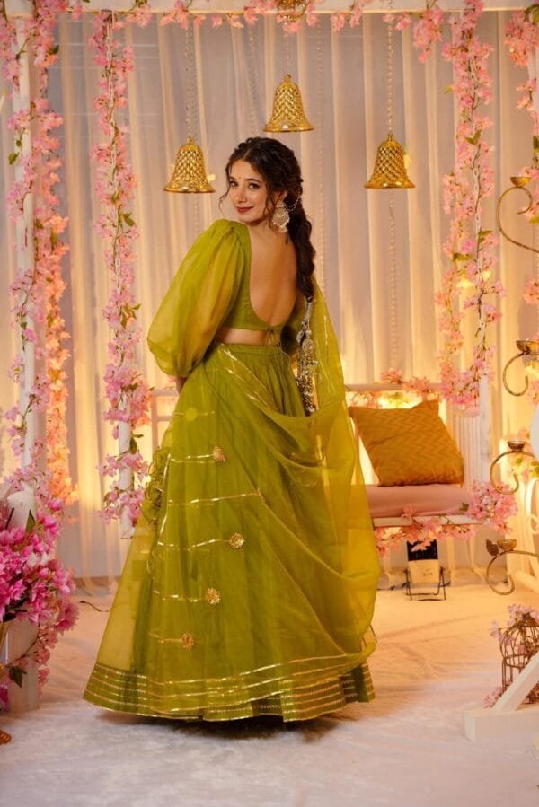 Green amethyst elegance lehenga set - Image 4