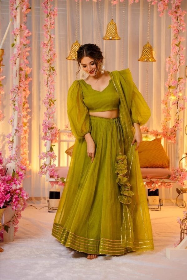 Green amethyst elegance lehenga set - Image 3