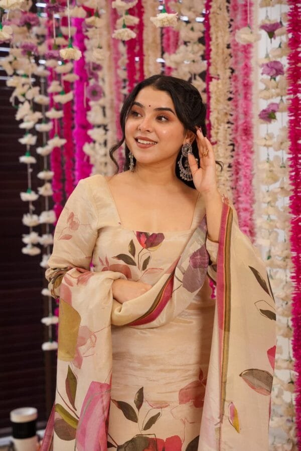 Ayesha floral kurta set - Image 2