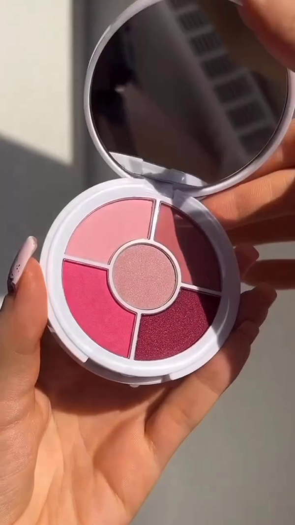 Freestar Beauty ‘Make Me Melt’ Pink Makeup Removing Balm with Built-in Star-Shaped Spatula and Freestar Eyeshadow Palette Featuring Five Rosy Hues in a Travel-Friendly Compact with Mirror - Image 3