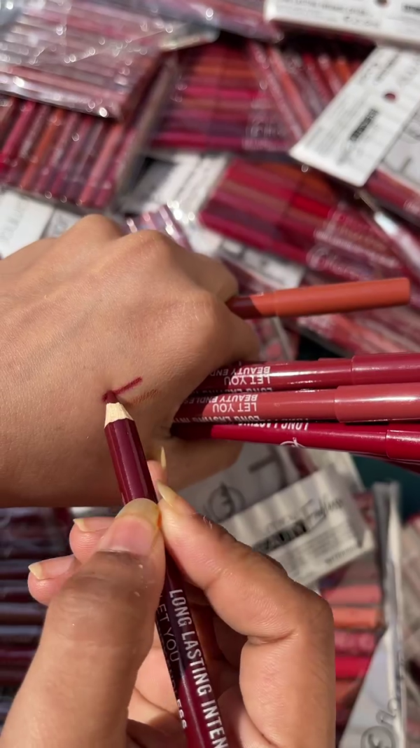 Flormar Perfect Lipliner Set – 12-Piece Waterproof Long Lasting Intense Color Lip Pencil Collection for Smooth, Precise Application – Rich Nude, Brown, Red, and Mauve Shades – Soft Texture, Smudge-Proof Finish – Ideal for All-Day Wear and Professional or Daily Use - Image 3