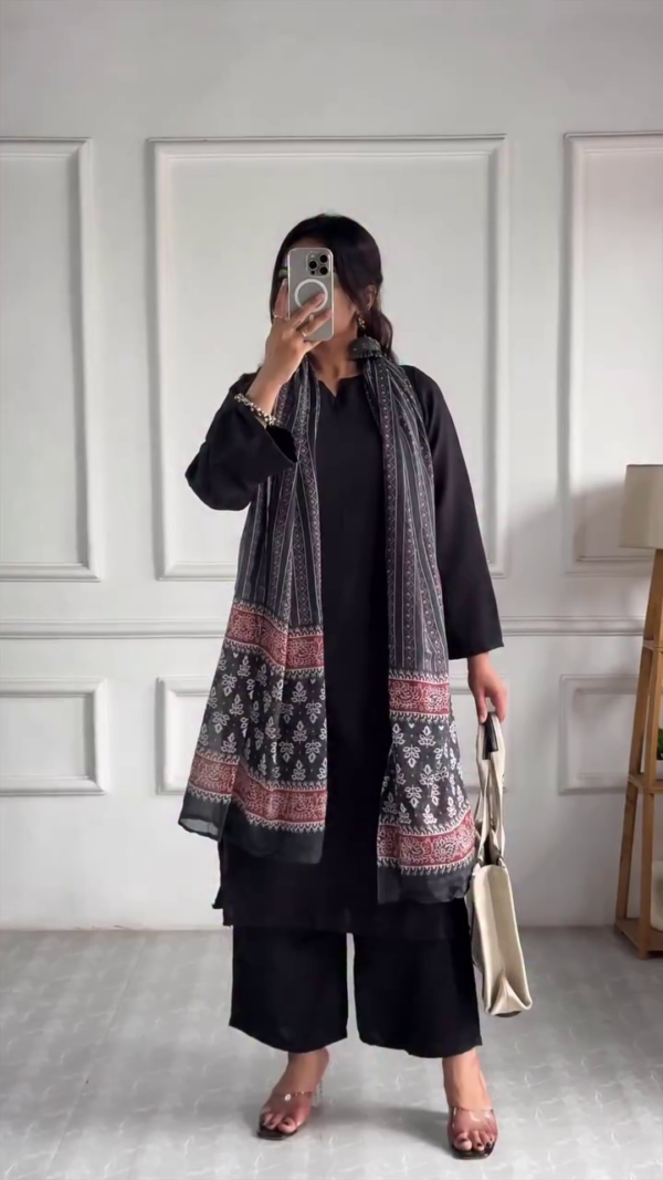 Minimalist Cotton Kurta Set Combo with Matching Printed and Solid Dupattas in Black and Lavender Shades – Perfect for Everyday Chic and Festive Comfort