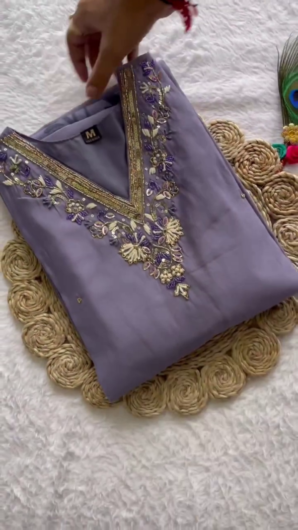 Lavender Silk Kurta Set with Embroidered Neckline & Printed Organza Dupatta – Grace in Every Thread