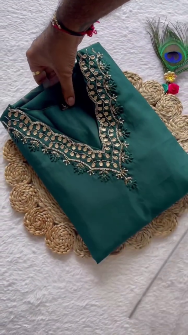 Elegant Bottle Green Embroidered Kurta Set with Geometric Floral Organza Dupatta"
