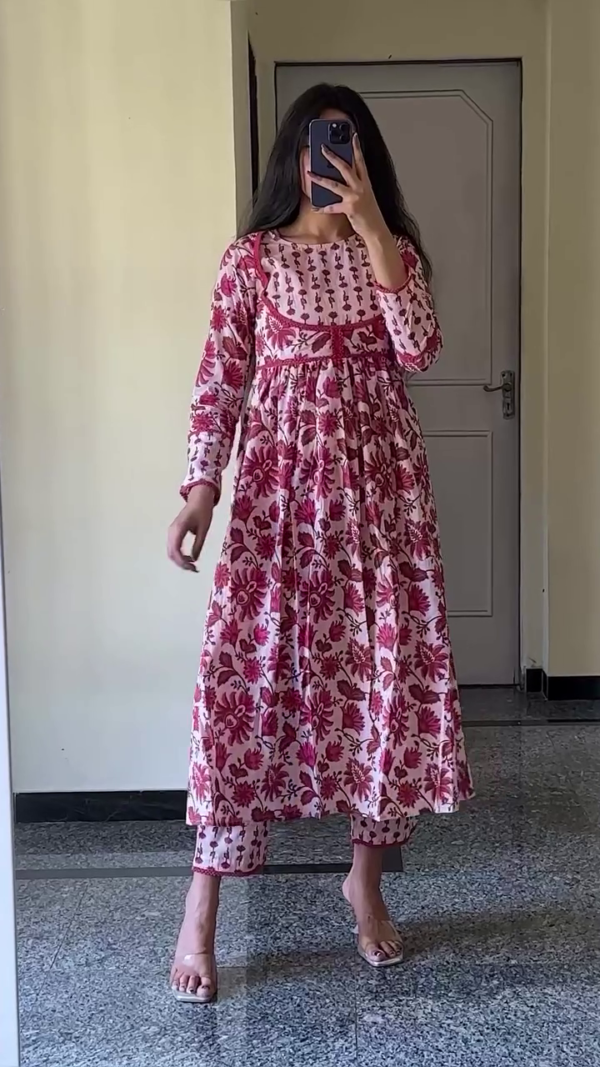 Sleeveless and Three-Quarter Sleeve Ethnic Kurta Sets Combo – Stylish Floral and Traditional Printed Straight-Cut Kurti with Matching Pants, Featuring Elegant Necklines, Lace Detailing, and Comfortable Cotton Fabric – Perfect for Summer Wear, Office, or Casual Outings - Image 3