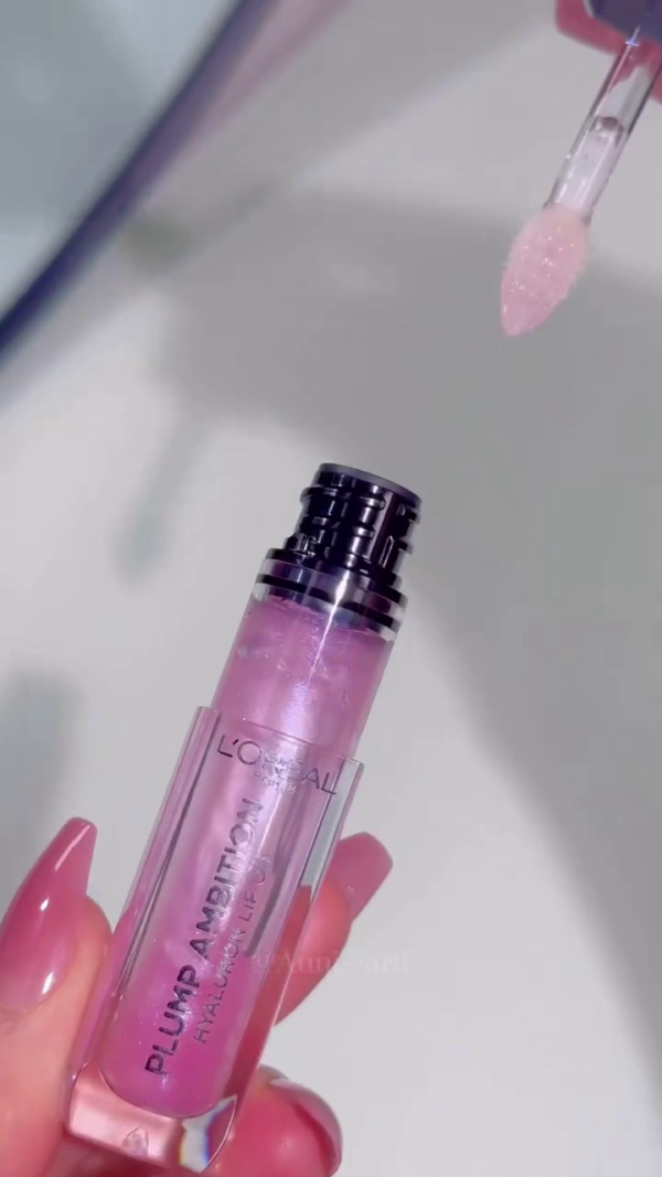 Plump Ambition Hydrating Lip Gloss – High-Shine, Volumizing Formula with Rich, Buildable Color for Fuller-Looking Lips