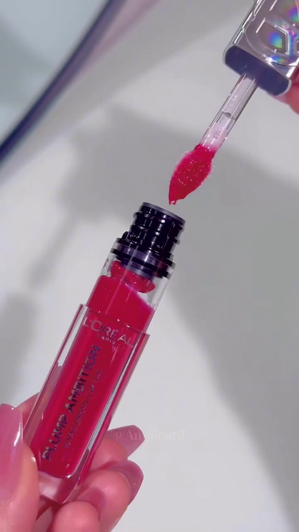 Plump Ambition Hydrating Lip Gloss – High-Shine, Volumizing Formula with Rich, Buildable Color for Fuller-Looking Lips - Image 2