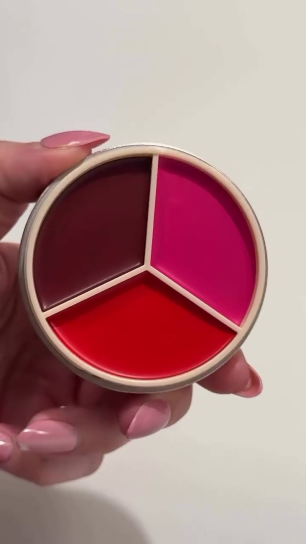 Anastasia Beverly Hills Tri-Color Lipstick Palette with Bold Shades for Custom Lip Looks - Image 4