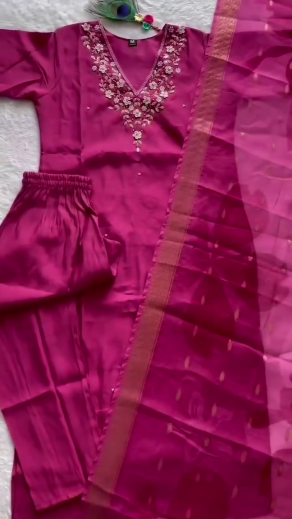 Magenta Silk Straight Suit Set with Floral Thread Embroidery & Zari Border Organza Dupatta – Elegant Ethnic Ensemble for Festive & Special Occasions - Image 2