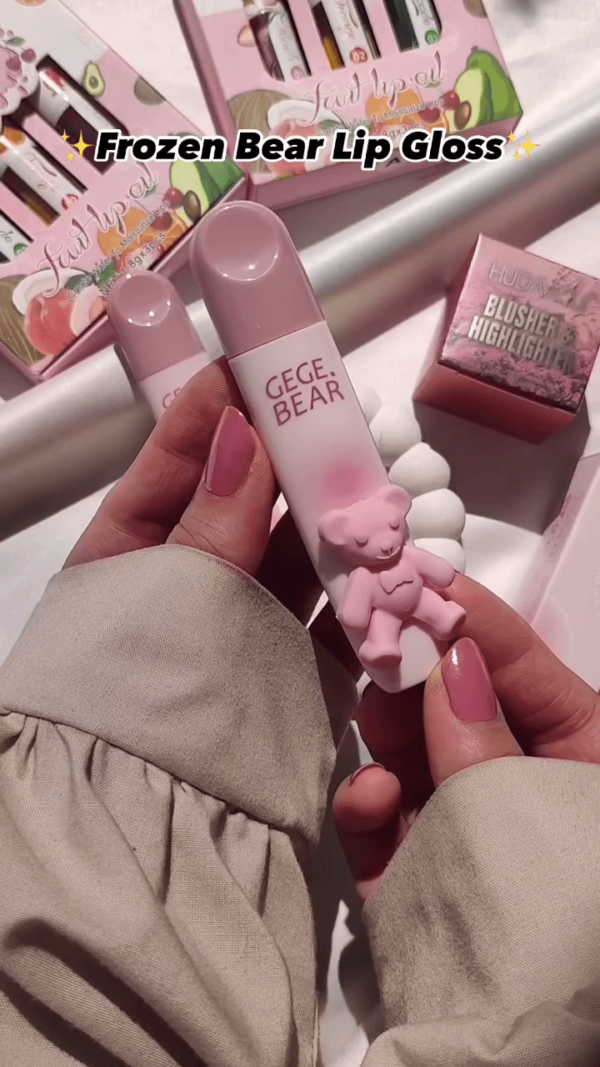 Frozen Bear Lip Gloss with Cute Bear-Shaped Design for Moisturizing and Glossy Lips in Fun, Fruity Flavors